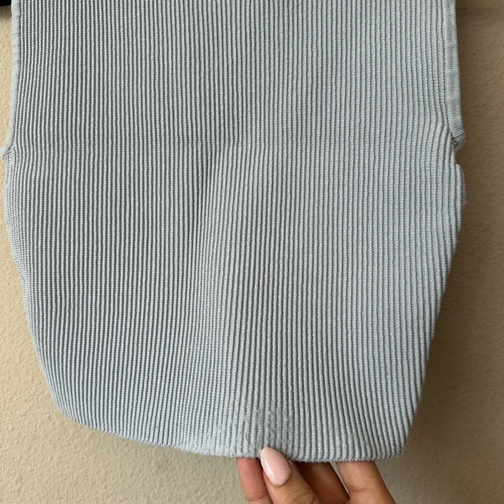 Babaton (Aritzia) Light Blue Sleeveless Top Size Small - Picture 6 of 6